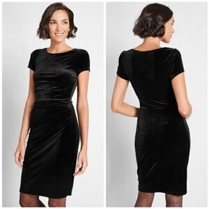ModCloth Dashing Debut Velvet Sheath Dress